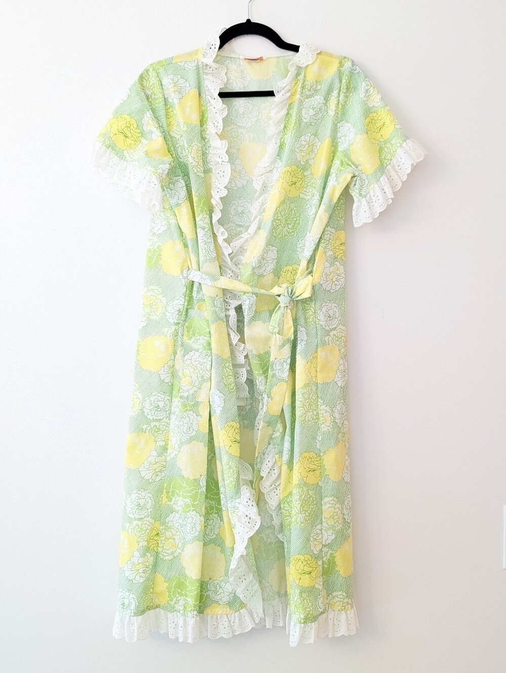 Lilly Pulitzer Vintage 1960/70's White Label Robe with Eyelet lace detail - Picture 2 of 6